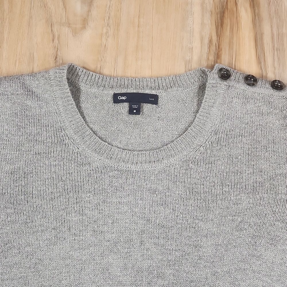 🐞Gap Gray Angora Blend Lightweight Button Should… - image 4